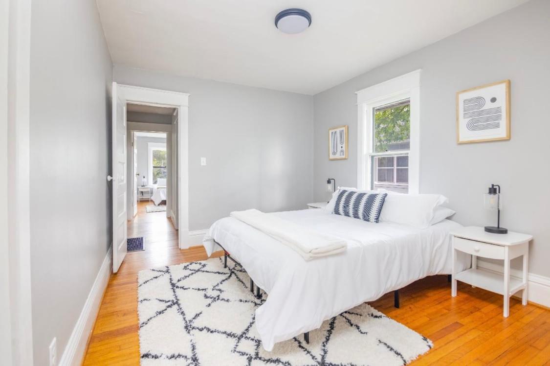 דה מוין Spacious 2 Bedroom Home Near Ingersoll & Downtown מראה חיצוני תמונה